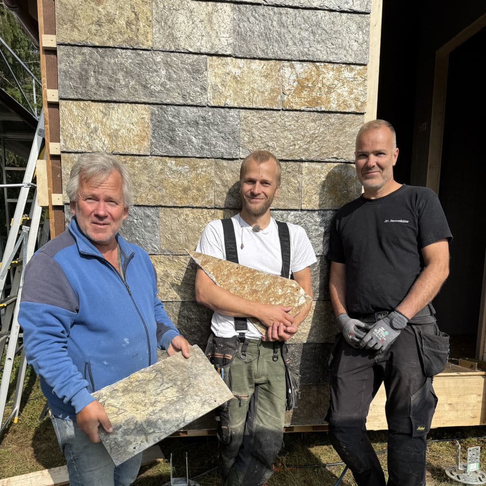 Stoneart och Dovreskifer var där för att hjälpa Rune med installationen